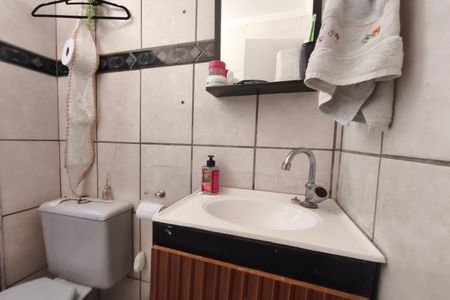 Apartamento para alugar com 57m², 2 quartos e 1 vaga Apartamento para alugar com 57m², 2 quartos e 1 vagaBanheiro
