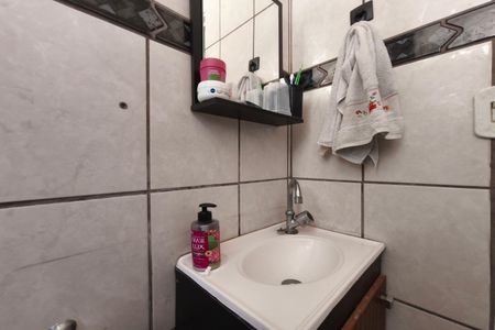 Banheiro de apartamento para alugar com 2 quartos, 57m² em Parque Residencial Vila União, Campinas