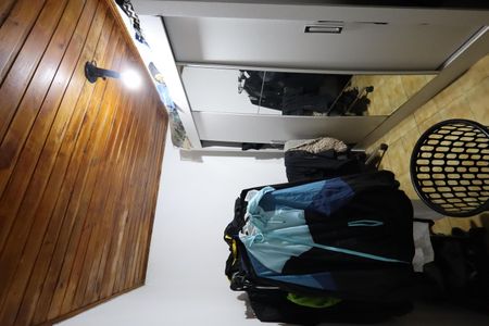 closet  de casa à venda com 5 quartos, 201m² em Campo Grande, São Paulo