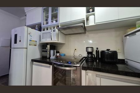 Apartamento à venda com 52m², 2 quartos e 1 vaga Apartamento à venda com 52m², 2 quartos e 1 vagaCozinha