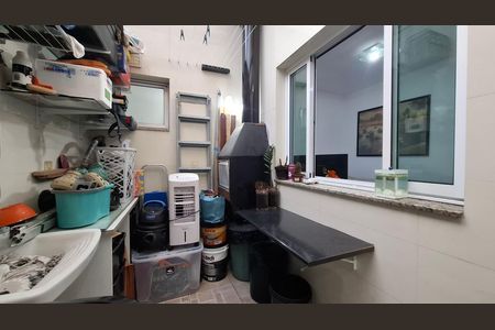 Apartamento à venda com 52m², 2 quartos e 1 vaga Apartamento à venda com 52m², 2 quartos e 1 vagaÁrea de Serviço