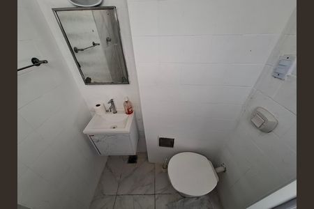 Banheiro  de apartamento para alugar com 1 quarto, 25m² em Centro, Rio de Janeiro
