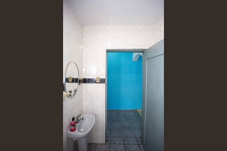 Casa para alugar com 110m², 2 quartos e 1 vagaCasa 1 - Banheiro social