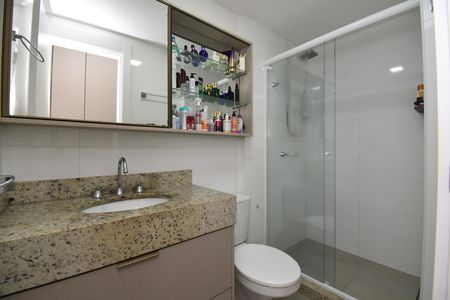 Apartamento à venda com 69m², 2 quartos e 1 vagaBanheiro da Suíte