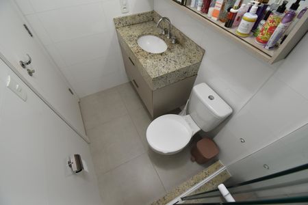 Apartamento à venda com 69m², 2 quartos e 1 vagaBanheiro da Suíte