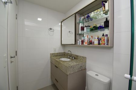 Apartamento à venda com 69m², 2 quartos e 1 vagaBanheiro da Suíte