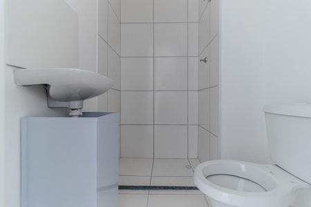 Banheiro de kitnet/studio à venda com 1 quarto, 19m² em República, São Paulo
