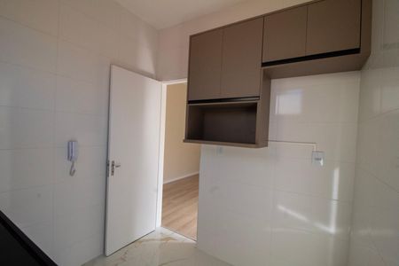 Apartamento à venda com 52m², 2 quartos e 1 vaga Apartamento à venda com 52m², 2 quartos e 1 vagaCozinha