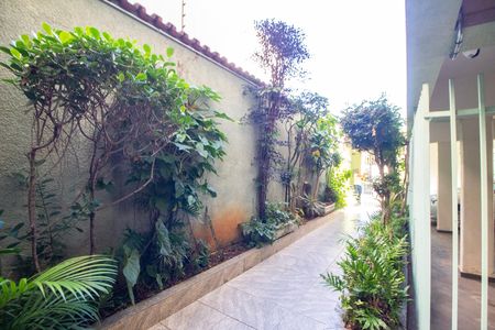 Apartamento à venda com 52m², 2 quartos e 1 vaga Apartamento à venda com 52m², 2 quartos e 1 vagaHall de entrada
