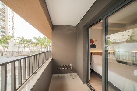 Studio para alugar com 26m², 1 quarto e sem vaga Studio para alugar com 26m², 1 quarto e sem vagaVaranda