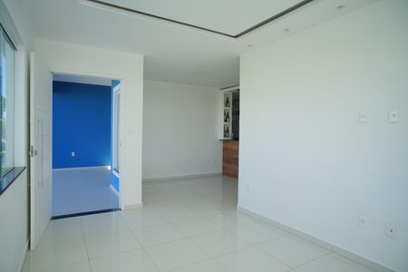 Casa de Condomínio para alugar com 3 quartos, 100m² em Pindobas, Maricá