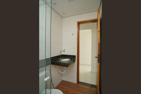 Casa de condomínio para alugar com 100m², 3 quartos e 2 vagas Casa de condomínio para alugar com 100m², 3 quartos e 2 vagasBanheiro Social