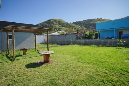 Casa de condomínio para alugar com 100m², 3 quartos e 2 vagas Casa de condomínio para alugar com 100m², 3 quartos e 2 vagasQuintal