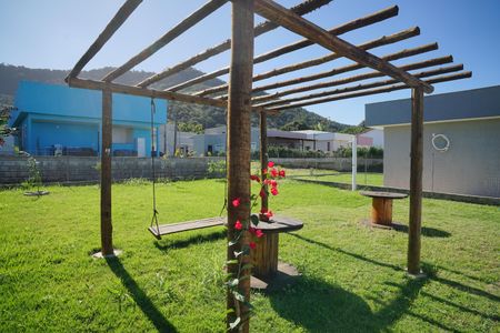 Casa de condomínio para alugar com 100m², 3 quartos e 2 vagas Casa de condomínio para alugar com 100m², 3 quartos e 2 vagasQuintal