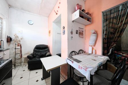 Sala/Cozinha de casa à venda com 4 quartos, 200m² em Artur Alvim, São Paulo
