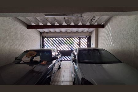 Garagem  de casa à venda com 2 quartos, 125m² em Santo Antônio, São Caetano do Sul
