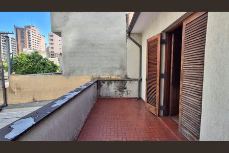 Varanda  de casa à venda com 2 quartos, 125m² em Santo Antônio, São Caetano do Sul