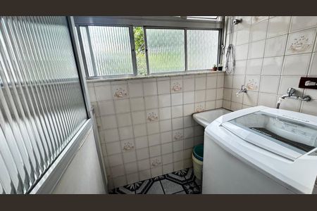 Banheiro de apartamento à venda com 3 quartos, 76m² em Vila Lais, São Paulo