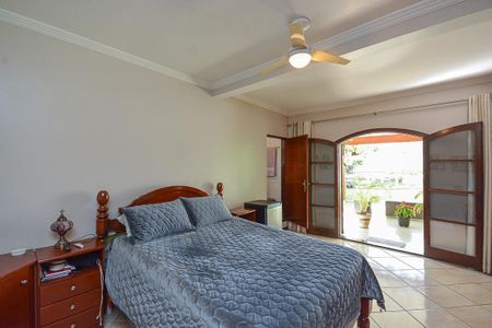 Casa à venda com 150m², 3 quartos e 2 vagas Casa à venda com 150m², 3 quartos e 2 vagasQuarto 1 - Suíte