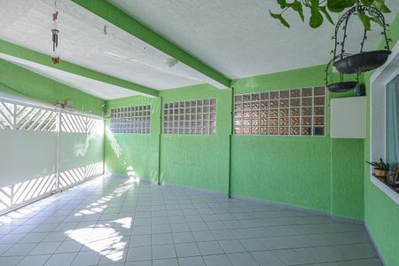 Casa à venda com 150m², 3 quartos e 2 vagas Casa à venda com 150m², 3 quartos e 2 vagasGaragem