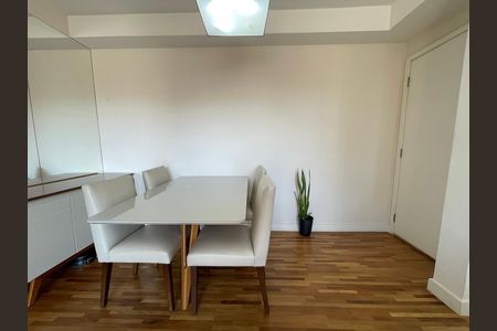 Sala de apartamento para alugar com 2 quartos, 60m² em Jardim das Vertentes, São Paulo
