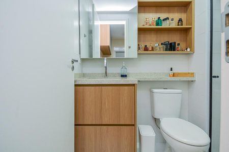 Banheiro da Suíte de apartamento à venda com 2 quartos, 42m² em Socorro, São Paulo