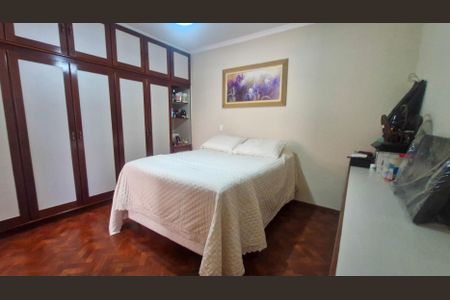 Casa para alugar com 500m², 4 quartos e 3 vagas Casa para alugar com 500m², 4 quartos e 3 vagasSuíte