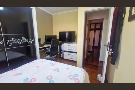 Casa para alugar com 500m², 4 quartos e 3 vagas Casa para alugar com 500m², 4 quartos e 3 vagasQuarto