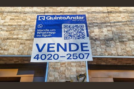 Casa para alugar com 500m², 4 quartos e 3 vagas Casa para alugar com 500m², 4 quartos e 3 vagasPlaca