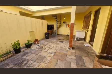 Casa para alugar com 500m², 4 quartos e 3 vagas Casa para alugar com 500m², 4 quartos e 3 vagasÁrea comum