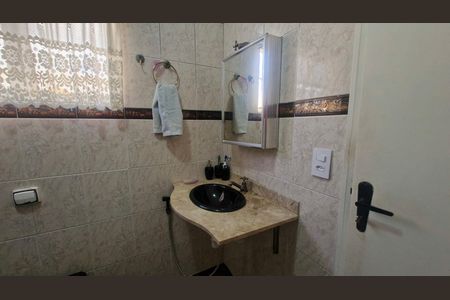 Casa para alugar com 500m², 4 quartos e 3 vagas Casa para alugar com 500m², 4 quartos e 3 vagasBanheiro social