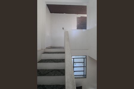 corredor de casa à venda com 3 quartos, 216m² em Espírito Santo, Porto Alegre