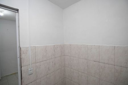 Banheiro de casa para alugar com 1 quarto, 40m² em Jardim Julieta, São Paulo