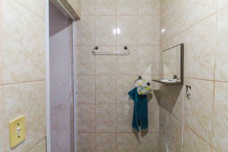 Casa à venda com 110m², 4 quartos e sem vaga Casa à venda com 110m², 4 quartos e sem vagaBanheiro