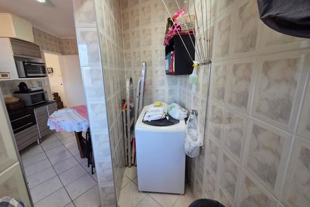 Área de Serviço de apartamento para alugar com 2 quartos, 80m² em Vilamar, Praia Grande
