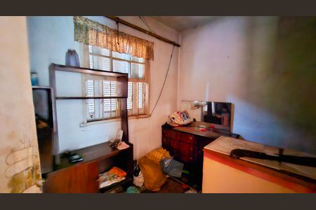 Casa à venda com 3 quartos, 250m² em Jardim Tupa, São Paulo
