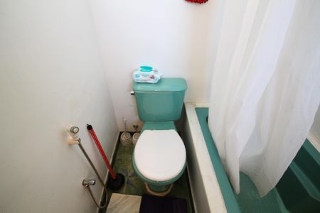Casa para alugar com 245m², 4 quartos e 8 vagasBanheiro