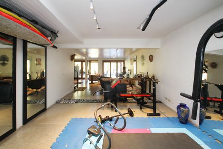 Casa para alugar com 245m², 4 quartos e 8 vagasSala Academia