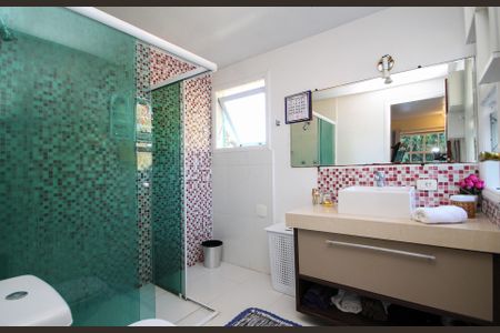 Casa para alugar com 245m², 4 quartos e 8 vagasBanheiro Suíte