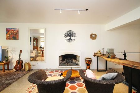 Casa para alugar com 245m², 4 quartos e 8 vagasSala de Lareira