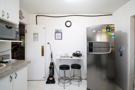 Casa para alugar com 245m², 4 quartos e 8 vagasCozinha