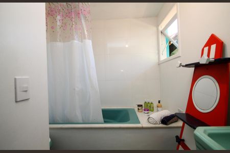 Casa para alugar com 245m², 4 quartos e 8 vagasBanheiro