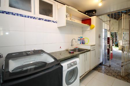 Casa para alugar com 245m², 4 quartos e 8 vagasLavanderia