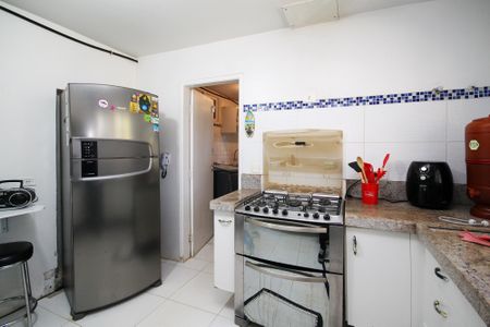 Casa para alugar com 245m², 4 quartos e 8 vagasCozinha
