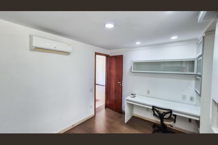Apartamento à venda com 2 quartos, 91m² em Olaria, Rio de Janeiro