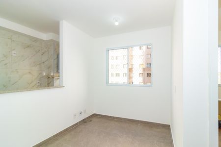 Sala de apartamento para alugar com 2 quartos, 35m² em Usina Piratininga, São Paulo