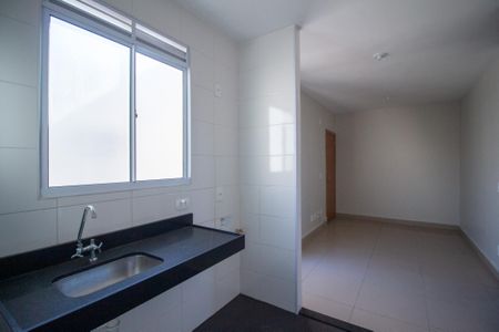 Cozinha  de apartamento para alugar com 2 quartos, 50m² em Caguaçu, Sorocaba