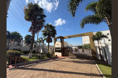 Fachada de apartamento para alugar com 2 quartos, 50m² em Caguaçu, Sorocaba