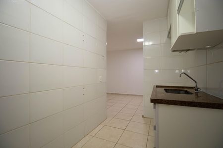 Apartamento para alugar com 45m², 2 quartos e sem vaga Apartamento para alugar com 45m², 2 quartos e sem vagaCozinha e Área de Serviço