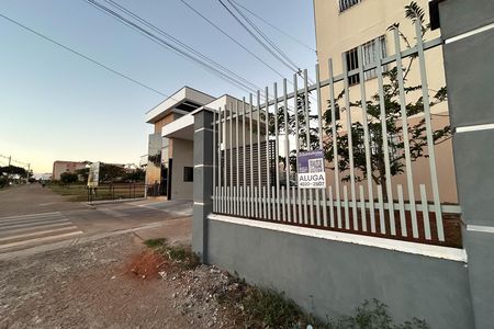 Fachada de apartamento para alugar com 2 quartos, 45m² em Paranoa, Brasília